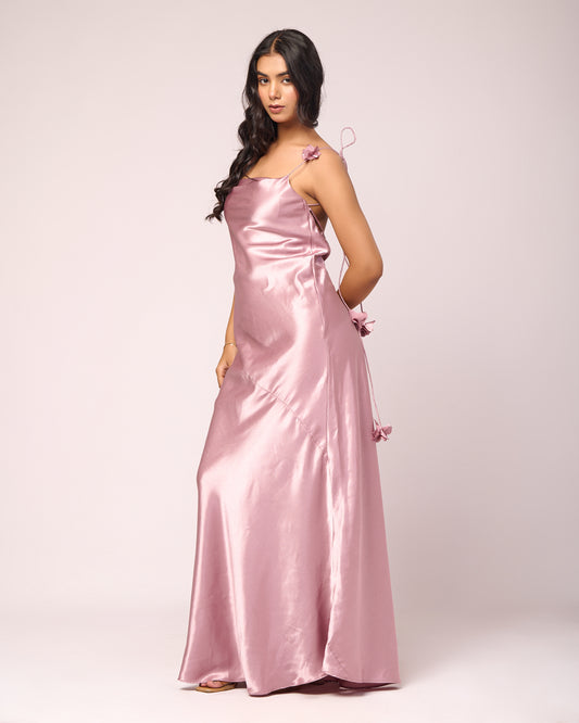 Fluer Pattal Gown